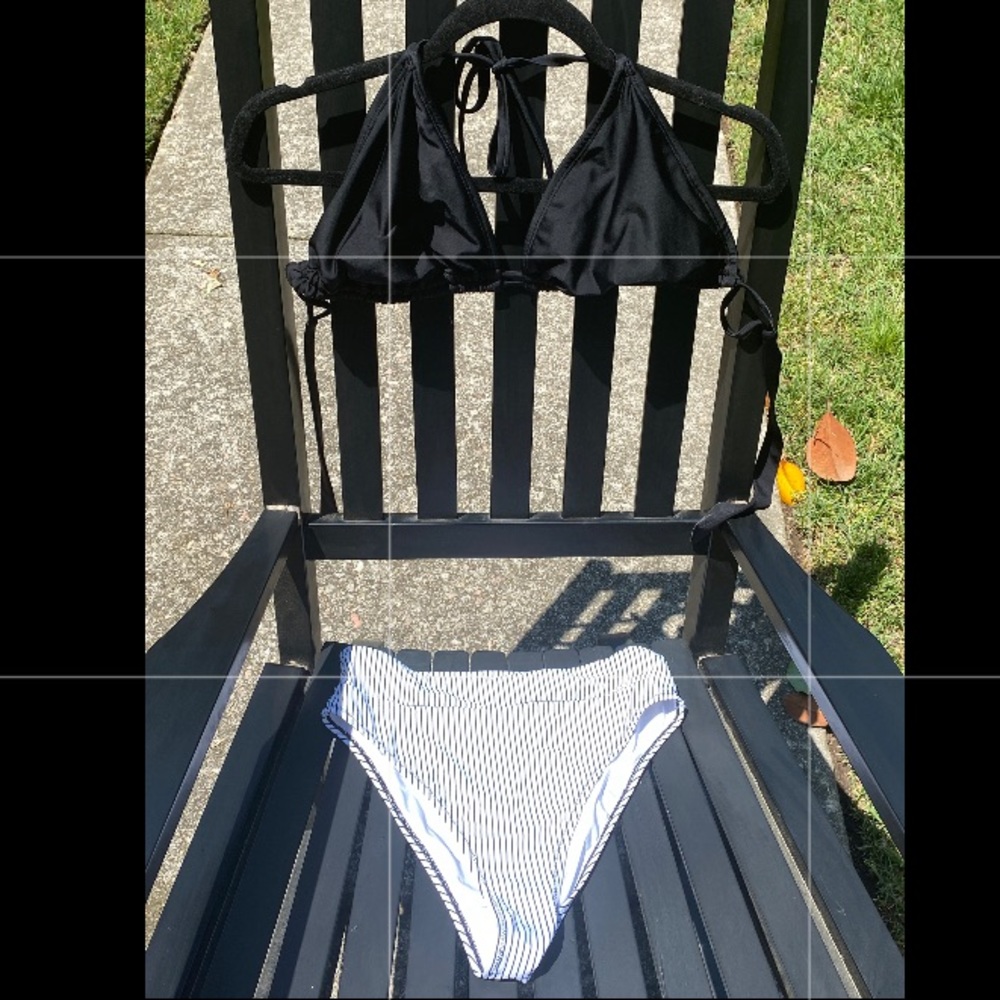 Black triangle bikini top